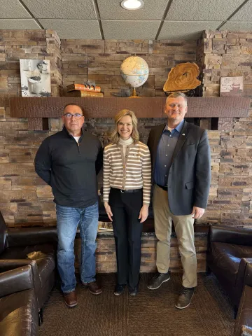 Congresswoman Julie Fedorchak (R-ND) with Mayor of Dickinson